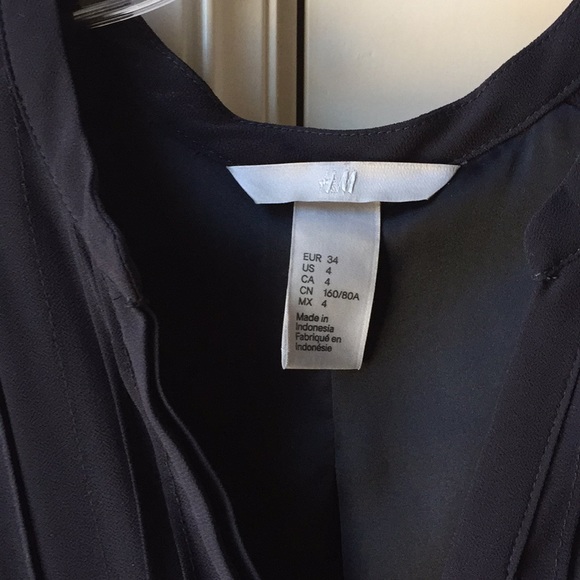 H&M navy dress - Picture 3 of 4